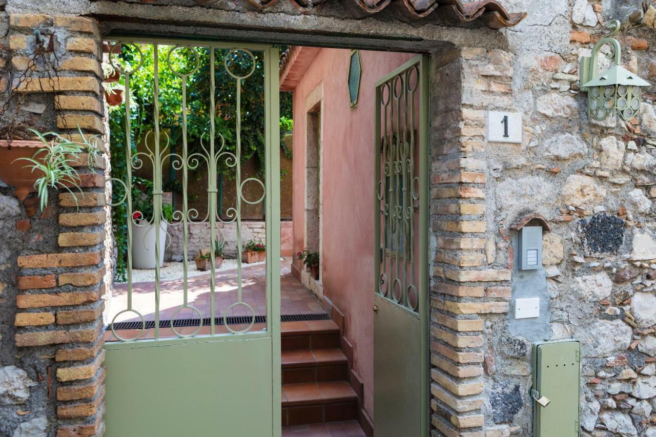 Le Moresche Taura & Mina Taormina Exterior foto